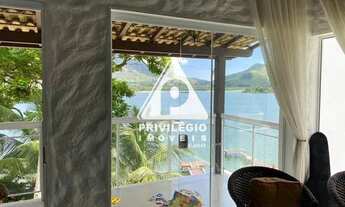 Imagem 7: Excepcional casa em condomínio luxuoso. Entrar e morar. Reformada e mobiliada recentemente