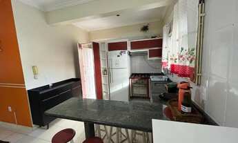 Imagem 3: Temporada centro Bombinhas apto com 2 quartos 2 garagens