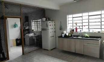 Imagem 3: Sobrado com 4 dorms e 2 vagas