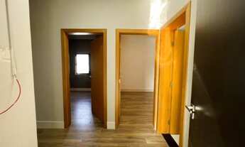 Imagem 6: Oportunidade - Casa Cond Residencial Mantiqueira 3 Quartos (suite) - Armários Planejados