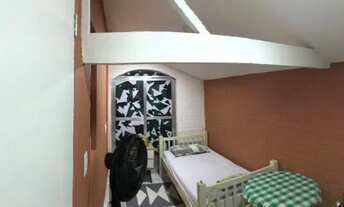 Imagem 3: Quarto Privado para Homens em Copacabana