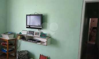 Imagem 2: Apartamento dois dormitórios com dependência