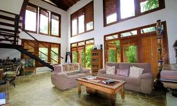 Imagem 4: Sobrado para venda possui 380 metros quadrados com 5 quartos em Maresias - São Sebastião