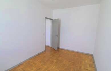 Imagem 2: Apartamento no Bairro Passo da Areia com 50 m², 02 dormitórios, sala de estar, cozinha, ba