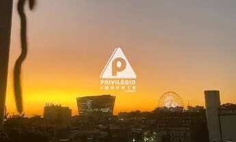 Imagem: Casa de rua à venda, 8 quartos, 1 suíte