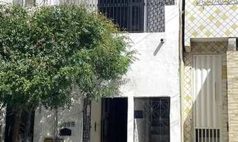 Imagem: Casa no Quintino Cunha Duplex ótima localização