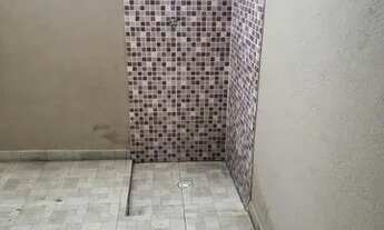 Imagem 3: VENDO CASA NA RUA DA AMENDOEIRA REFORMADA