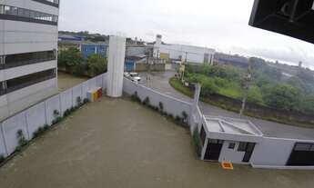 Imagem 3: Galpão INDUSTRIAL e LOGISTICO 2.200m² fabril