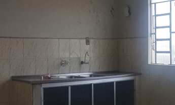 Imagem 6: Casa duplex à venda no Bairro Lomento Júnior