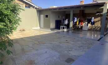 Imagem 5: Casa para venda com 260 m2 com 3 quartos em Jardim Irajá - Ribeirão Preto - São Paulo