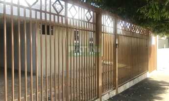 Imagem 2: Casa Padrão Casa com 3 dormitórios