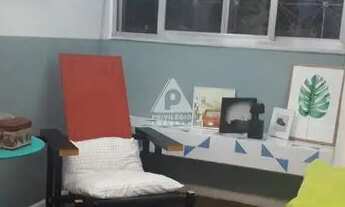 Imagem 3: Laranjeiras Sebastião de Lacerda excelente 2 quartos 2 banheiros cozinha americana reforma