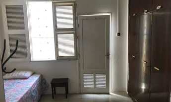 Imagem: Aluga-se suítes mobiliadas em ótima localização