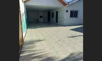 Imagem 2: Casa sitio cercado