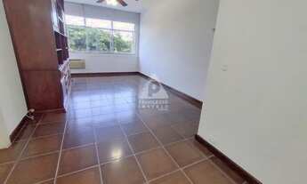 Imagem 4: Privilégio Imóveis Vende: Apartamento 3 quartos (1 suíte), 1 vaga, no Leblon!