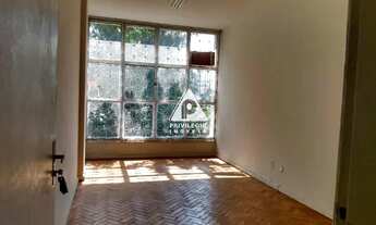 Imagem 2: Sala comercial em Botafogo, lavabo, excelente para escritório e salão de beleza