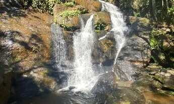 Imagem 3: Terreno com Cachoeira dentro do residencial!!!