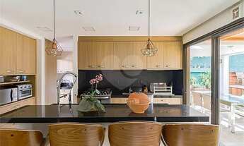 Imagem 2: Casa de alto padrão à venda na Vila Madalena