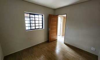 Imagem: Casa. Vila Tibério. Perto Av. Café. Abaixou