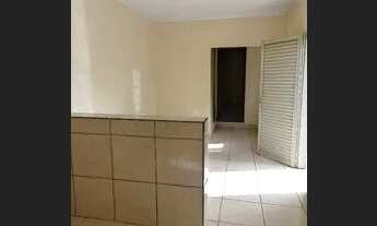 Imagem 4: Aluga-se kitnet Quarto com aluguel por R$500 /mês