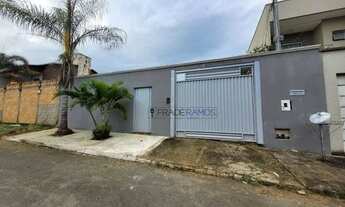 Imagem 4: Casa com 3 dormitórios para alugar, 115 m² por R$ 3.700,00/mês - Setor Goiânia 2 - Goiânia