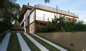 Imagem 2: Casa de condomínio para venda com 400 metros quadrados com 5 quartos