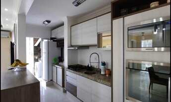 Imagem 4: Apto localizado no bairro Tabuleiro, próximo ao centro de Bal. Camboriú