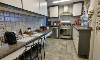 Imagem 16: Apartamento para venda possui 201 metros quadrados com 4 quartos em Lagoa - Rio de Janeiro