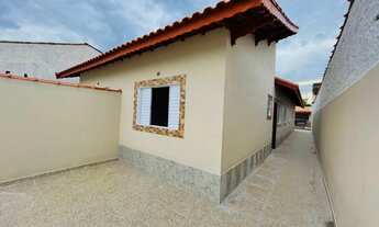 Imagem 5: Casa LINDA em Itanhaém, poucos metros do MAR, com 3 Dormitórios e PISCINAAAAAA