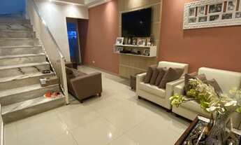 Imagem 4: Sobrado para venda possui 160 metros quadrados com 3 quartos em Vila Mogilar - Mogi das Cr