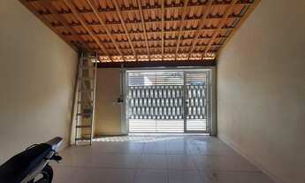 Imagem 4: Linda casa no Salerno com 2 quartos, 1 banheiro, e com garagem coberta