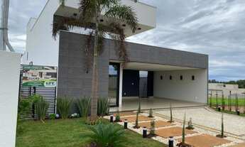 Imagem: Belíssima casa a venda no condomínio Terras