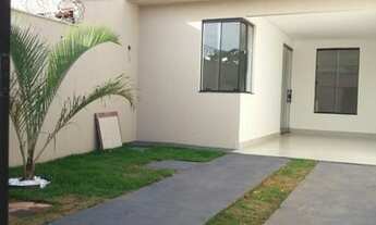 Imagem 2: Casa para Venda em Goiânia, Moinho dos Ventos, 3 dormitórios, 1 suíte, 2 banheiros, 2 vaga