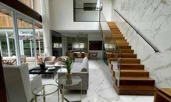 Imagem 1: Casa de condomínio para venda tem 474 metros quadrados com 3 quartos