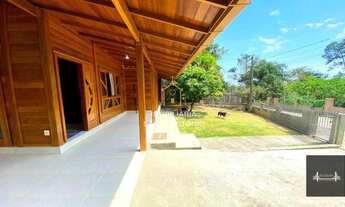Imagem 3: Casa no alto de Cacupé, terreno potencial para construir uma casa de alto padrão
