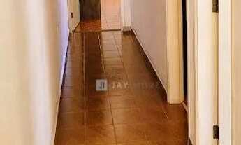 Imagem 3: Casa com 2 dormitórios (1 Suíte), sala ampla, 3 banheiros, 7 vagas de garagem