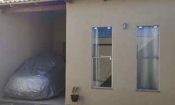 Imagem 2: Casa para venda tem 120 metros quadrados com 2 quartos em Água Verde - Curitiba - PR