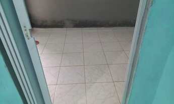 Imagem 4: Vende.se ou aluga está casa