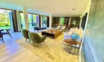 Imagem: Maravilhosa casa em meio à natureza na