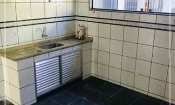 Imagem 4: Vendo ou Alugo ótimo Sobrado com 3 quartos na Praia Campista em Macaé