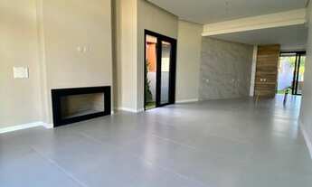 Imagem 3: Casa de condomínio para venda possui 190 metros quadrados com 3 quartos