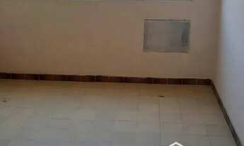 Imagem 2: Casa para aluguel possui 4 metros quadrados com 3 quartos em Venda das Pedras - Itaboraí