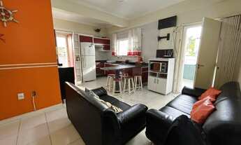 Imagem 4: Temporada centro Bombinhas apto com 2 quartos 2 garagens