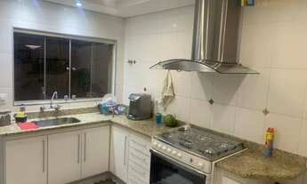 Imagem 7: Excelente casa térrea, 3 dormitórios ( 1 suíte) à venda, 180 m² por R$ 1.200.000 - Terras