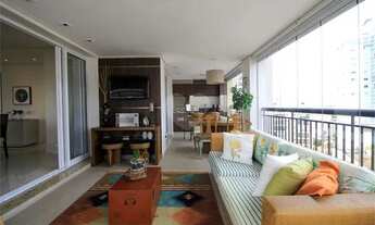 Imagem 2: Lindo apartamento à venda com 216m², 3 suítes e 4 vagas no Klabin!!