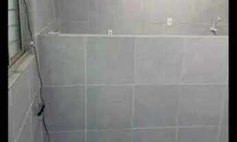 Imagem 3: Kitnet Jiquia Areias 650,00 incluso água luz