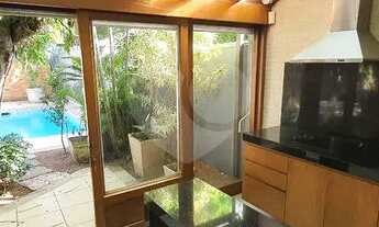 Imagem 4: Tres dormitórios, sendo um térreo e dois superiores em pleno coração de Ipanema