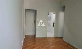 Imagem: Apartamento à venda, 2 quartos, Centro