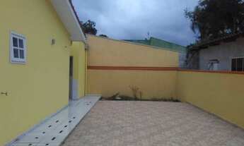 Imagem: A.C) Vendo casa com piscina