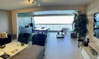 Imagem: Apartamento a beira-mar com 256 metros sendo